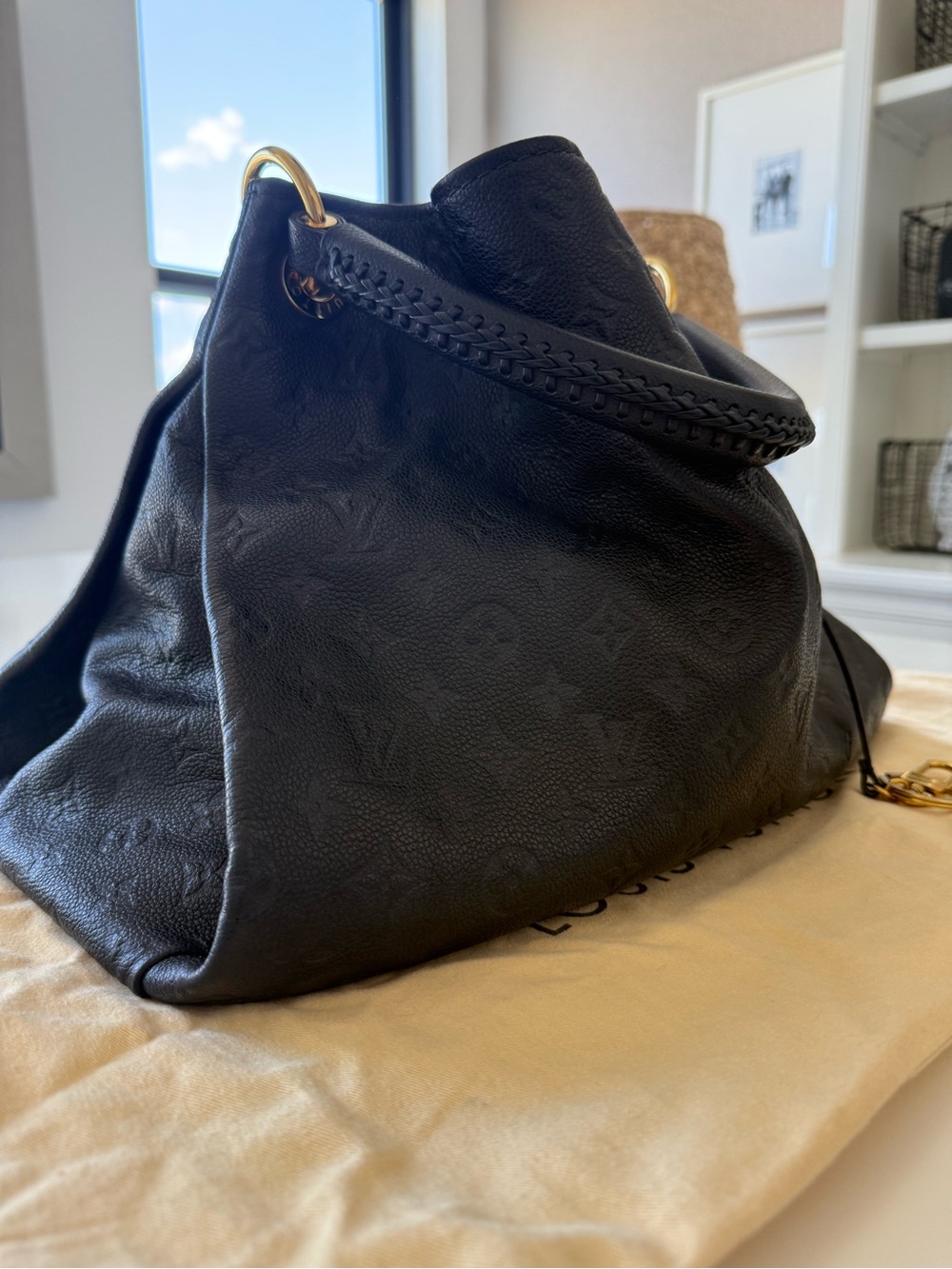 Louis Vuitton noir ARTSY GM - Picture 3 of 9